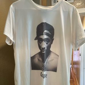 Womens Tupac tee